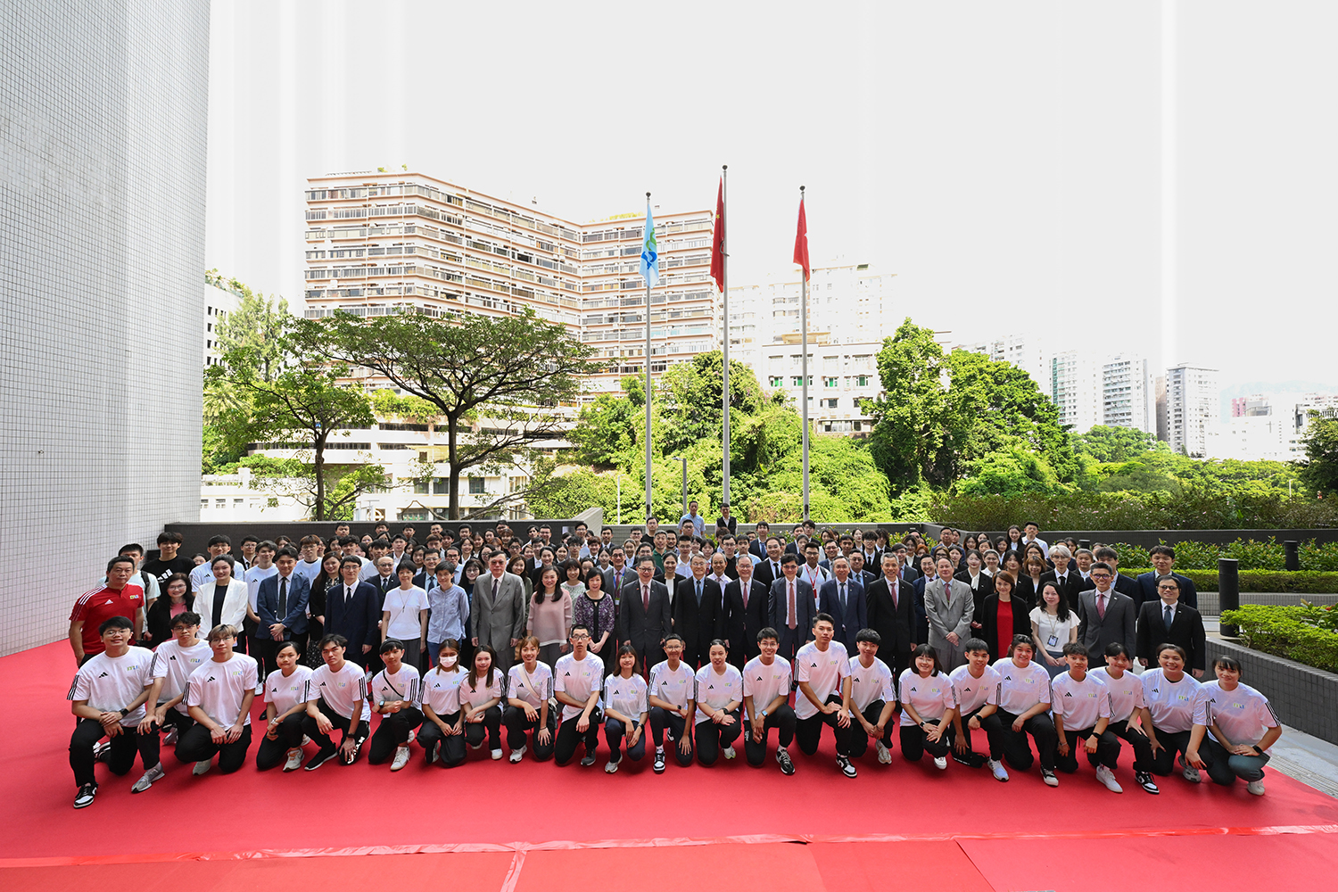 In commemoration of the 74<sup>th</sup> Anniversary of the Founding of the People’s Republic of China, Hong Kong Metropolitan University holds a flag-raising ceremony today (1 October).