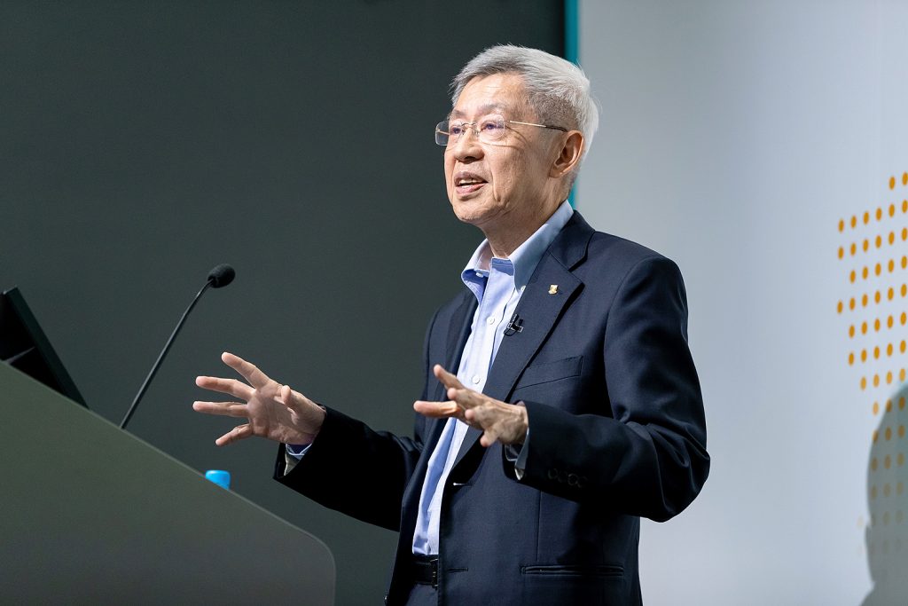 40th Anniversary of China's Reform and Opening Up (4): China E