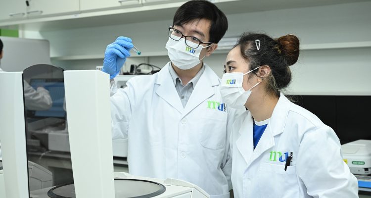 Business-Administration-23